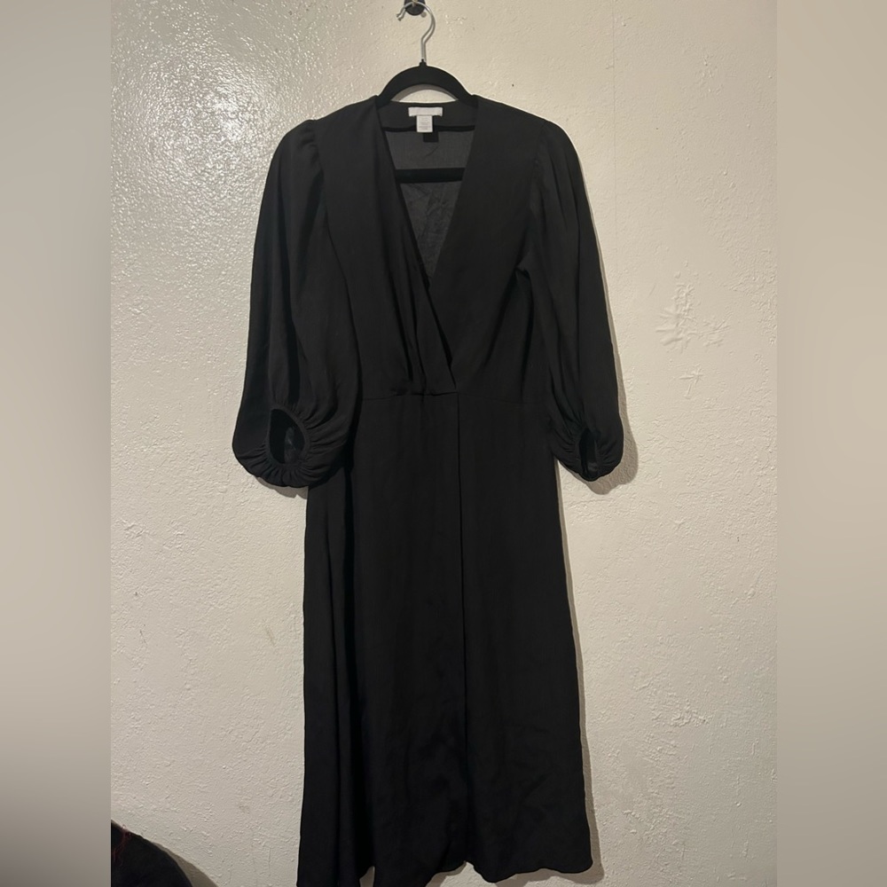 ***SOLD******H&M black oversized dress